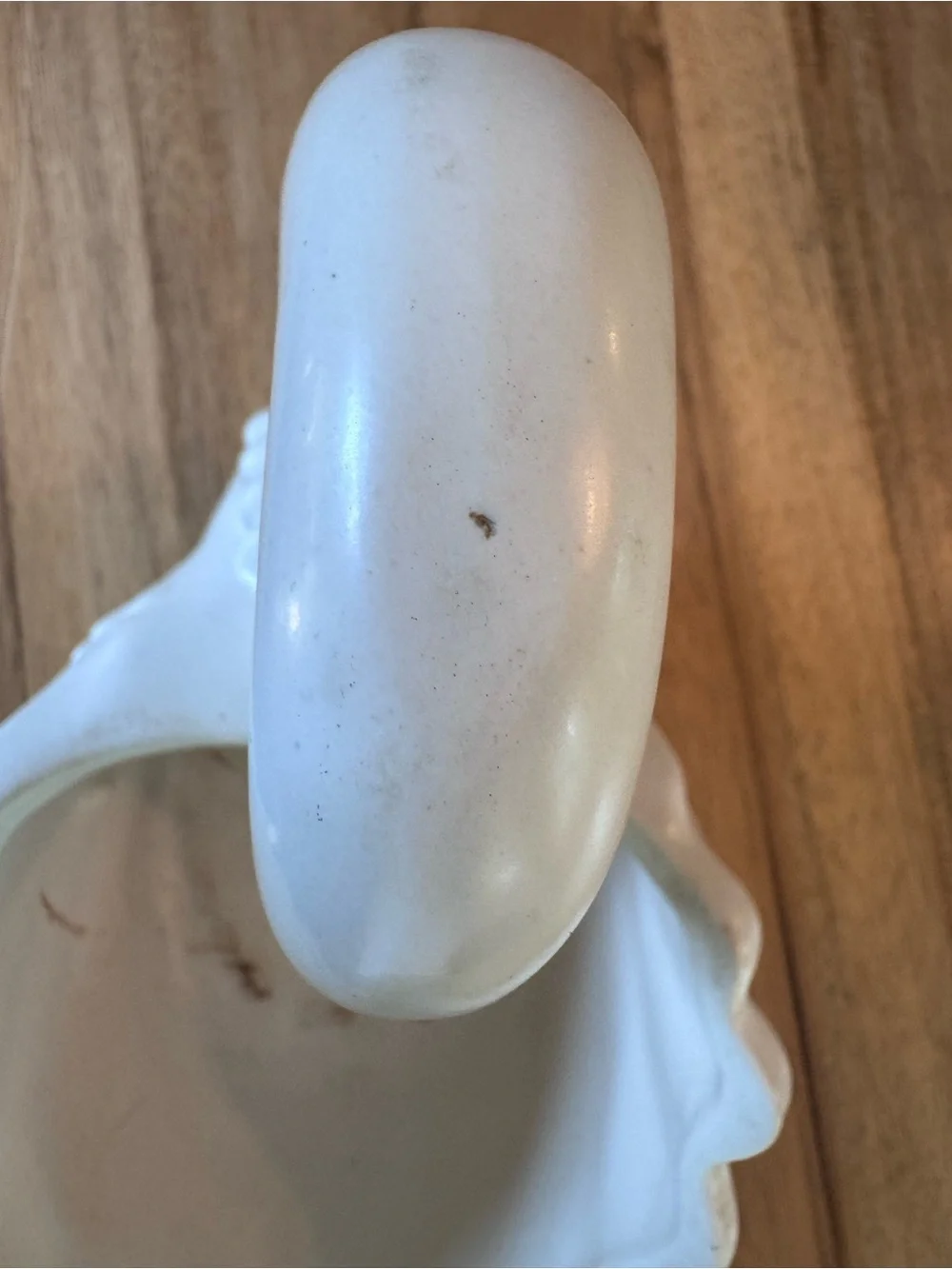 Vintage White Swan Planter / Vase  Ceramic ~9”x8”x5” Cottagecore farmhouse - Picture 8 of 8